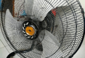 Kipas Angin Miyako Besi 18″