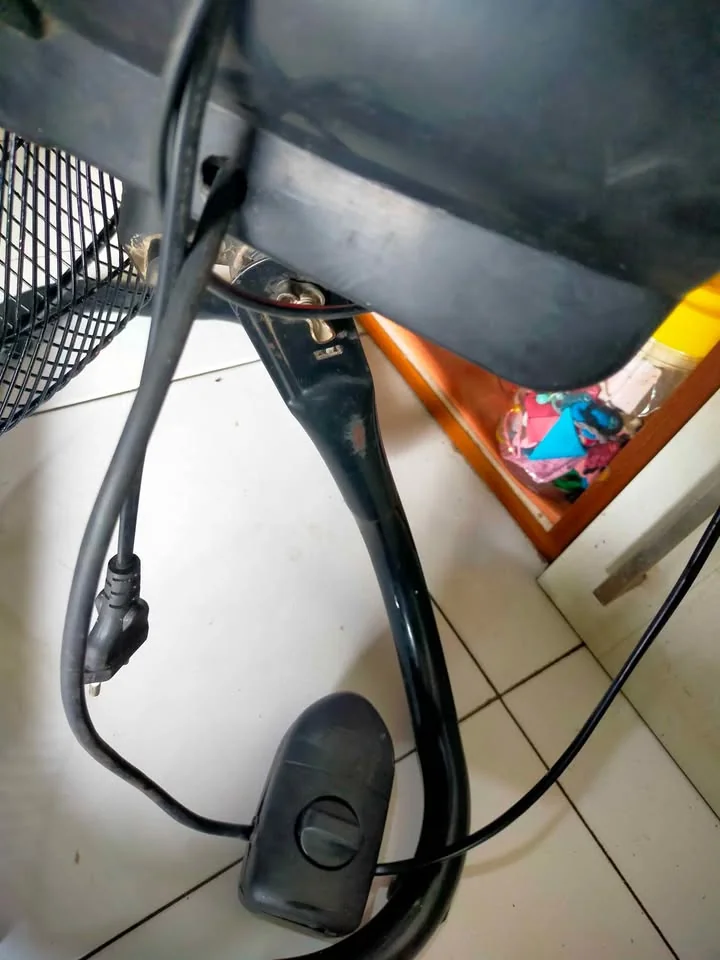 Kipas Angin Miyako Besi 18″