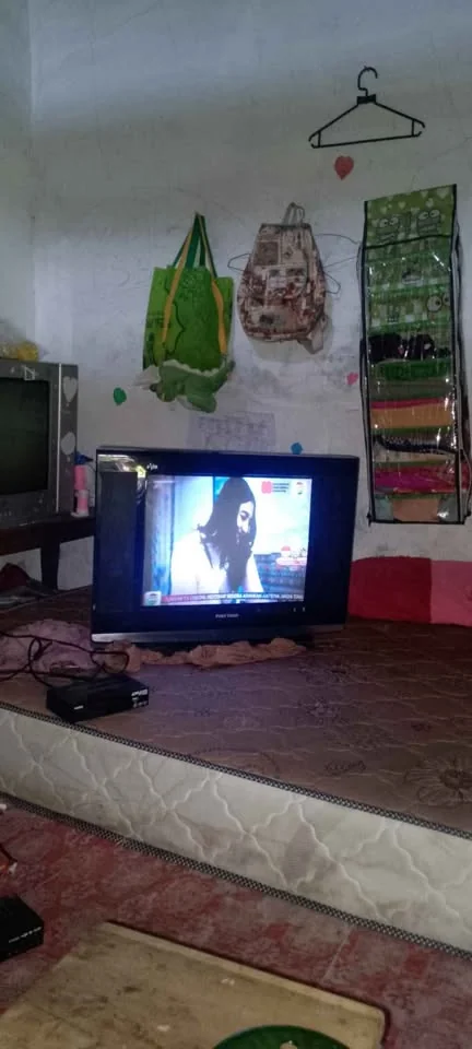 Jual tv 21inc merek Politron sama stb