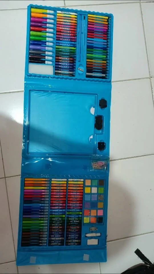 Crayon Anak Pengasah 208pcs Set Alat Menggambar Melkis Anak-anak Crayo