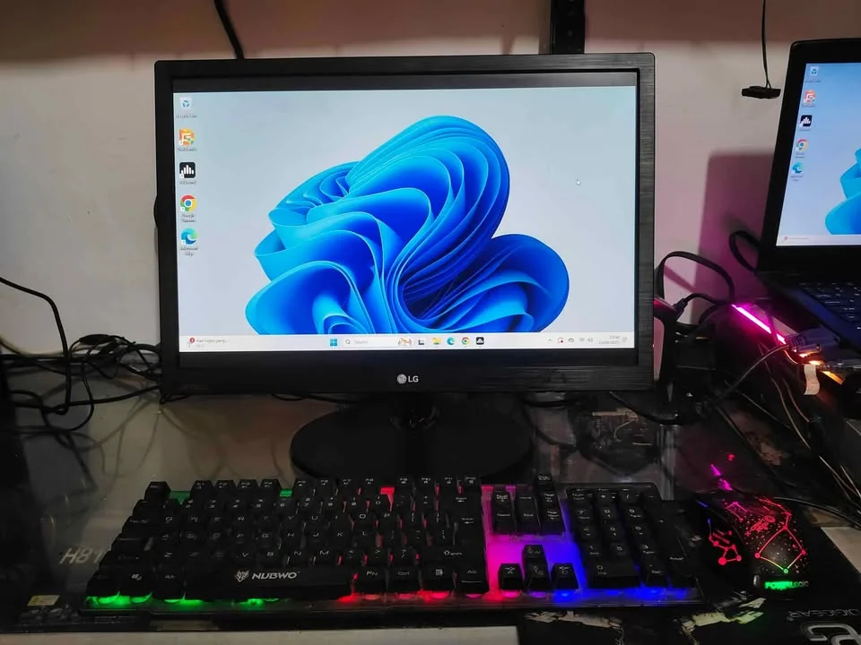 LED 20in Monitor LG IPS