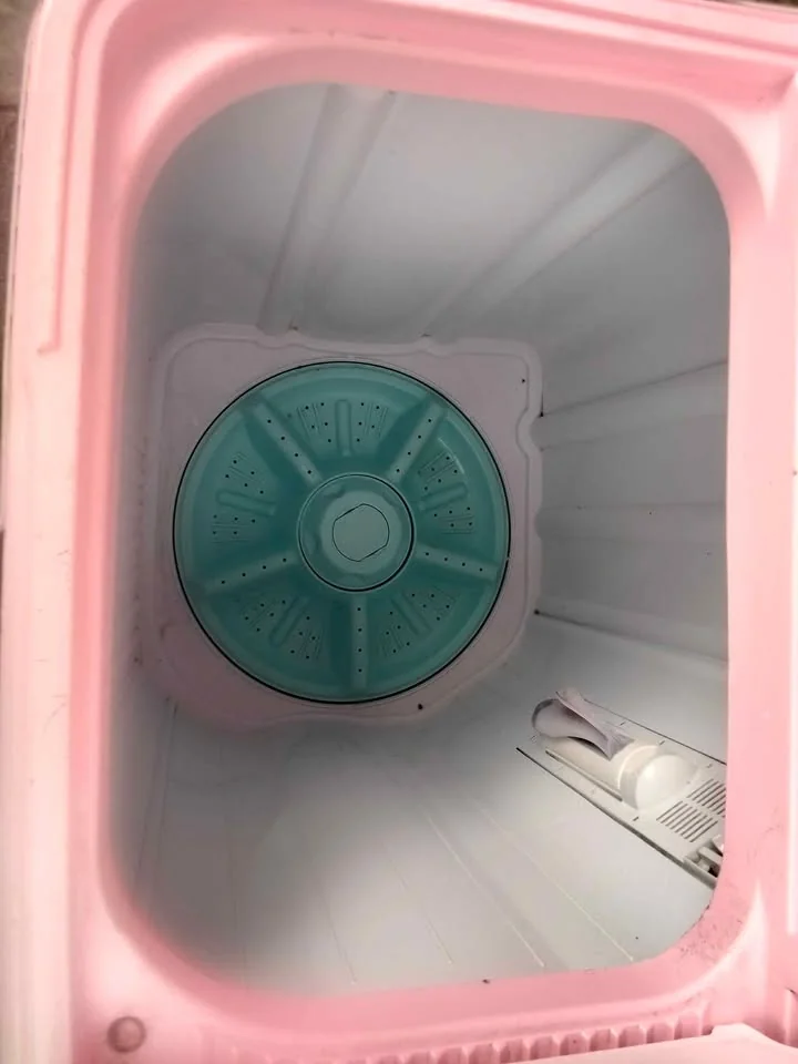 Mesin cuci 8kg Polytron