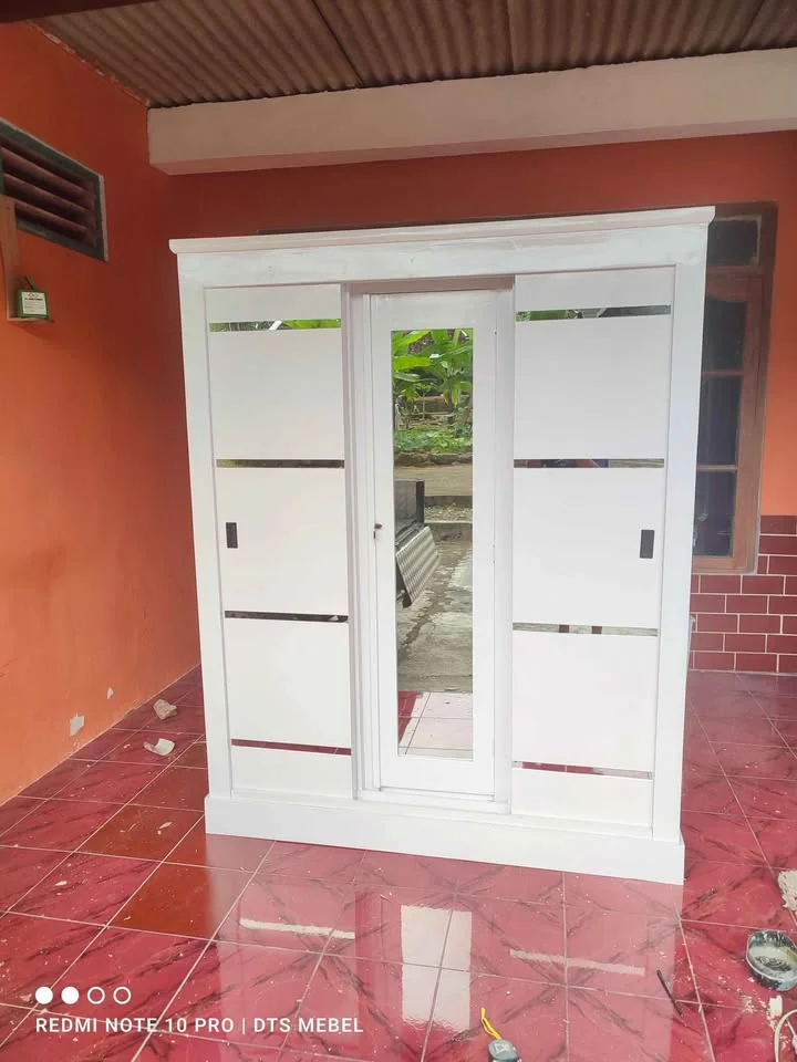 Jual Lemari Pakaian
