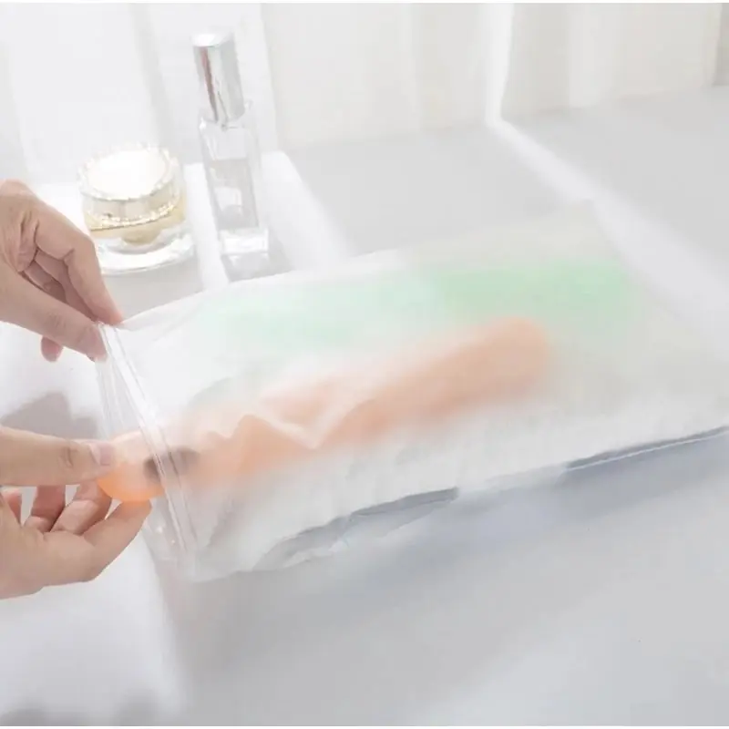 Kotak Tempat Sikat Gigi Portable Travel Toot Brush