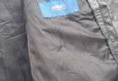 Jaket kulit Ramones