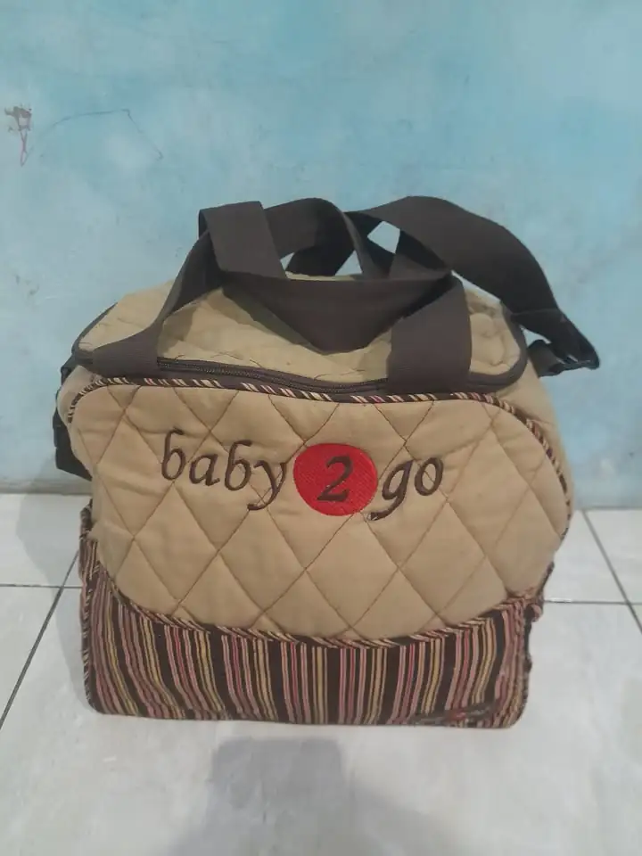 Tas perlengkapan bayi