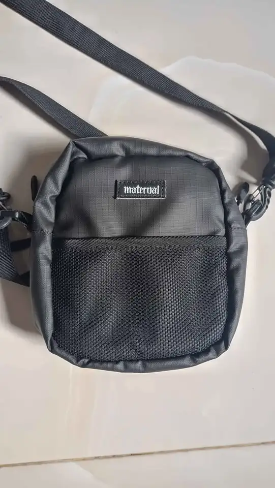 Di jual tas