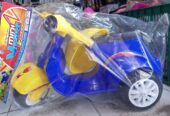 Mainan anak vespa naik helm Promo