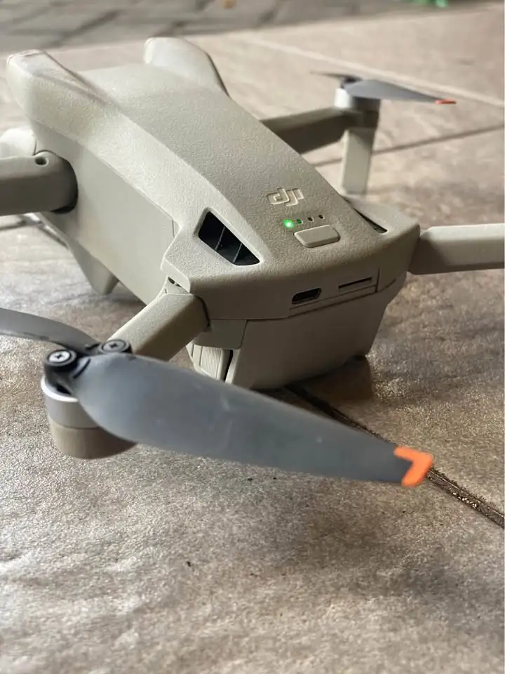 Drone only DJI Mini 3 Dengan Baterai