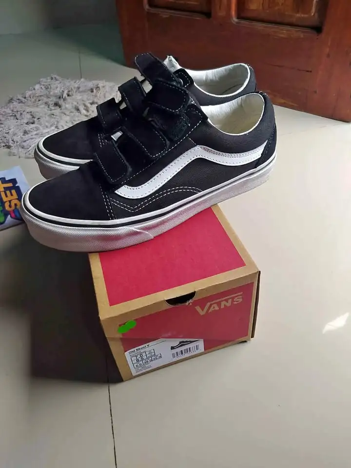 Sepatu Vans