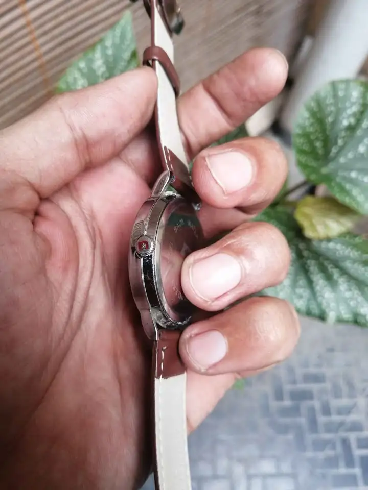 Jam tangan cowok cewek swiss army