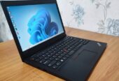 Laptop Lenovo Intel i5 Gen 8|RAM 8GB|SSD 256GB