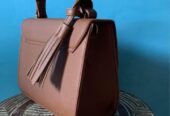 Dijual Tas slingbag damelia