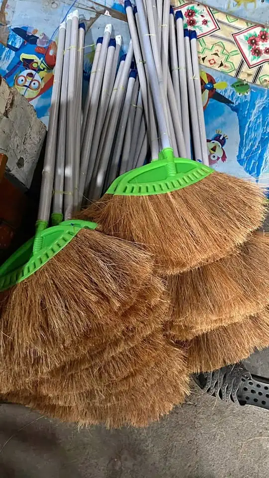 Monggo di jual sapu lantai