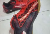 Sepatu olahraga