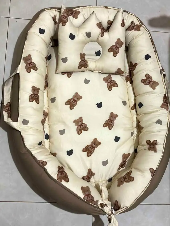 Kasur dan bantai bayi