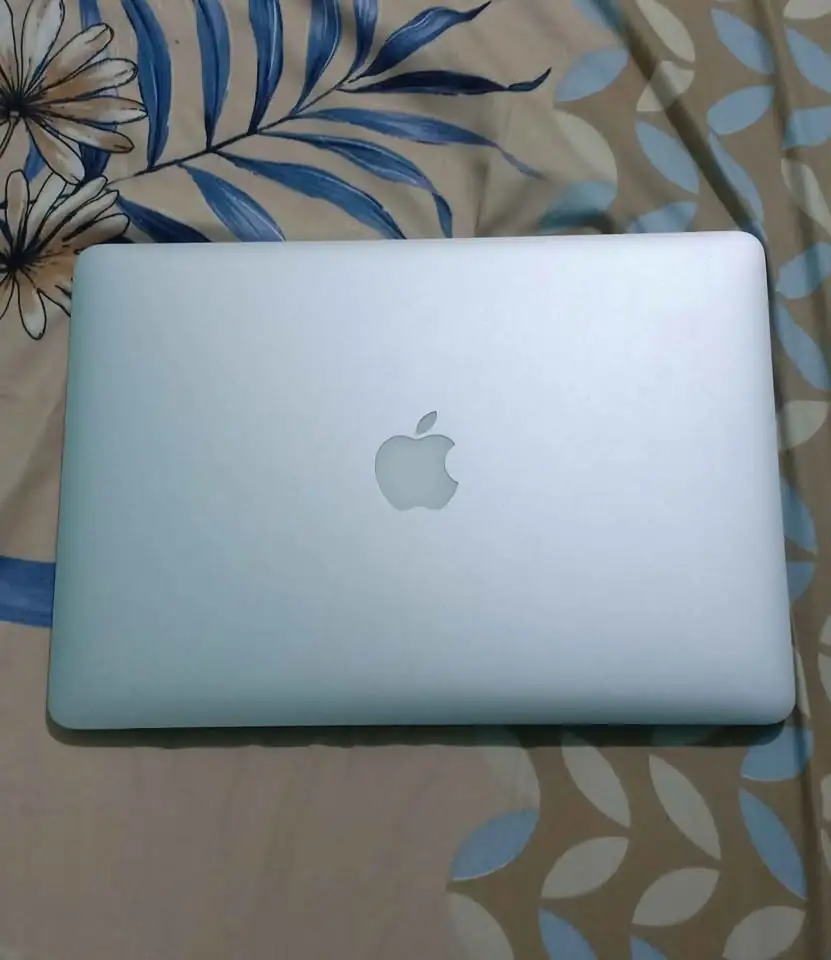 MacBook i5 MULUS FULSET Laptop Macbook Air notebook komputer imac