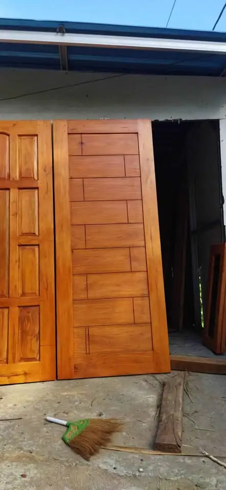 Bismillah Melayani berbagai macam model pintu, kusen dan jendela