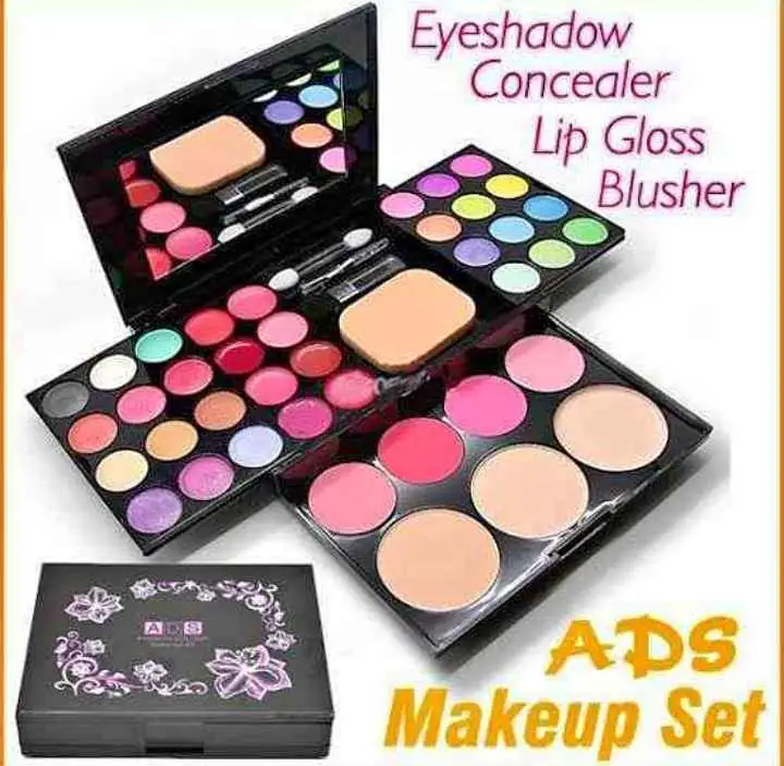 PROMO…!!! PAKET KOMPLIT ADS MAKEUP (COD/BAYAR DI TEMPAT)