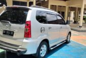 mobil bekas Avanza G Tahun 2011