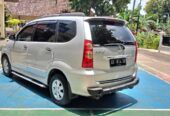 mobil bekas Avanza G Tahun 2011