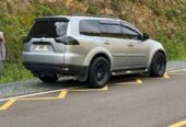 2009 Mitsubishi pajero
