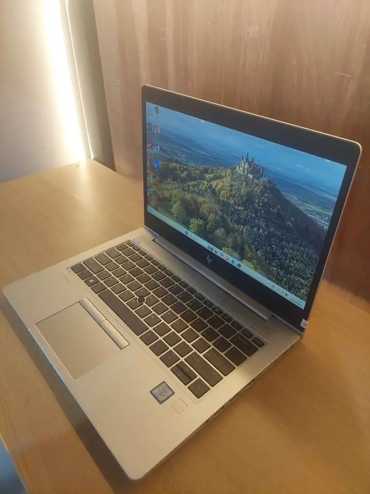 Laptop mewah HP Elitebook 830 G6 Ram 16 GB second mulus cantik