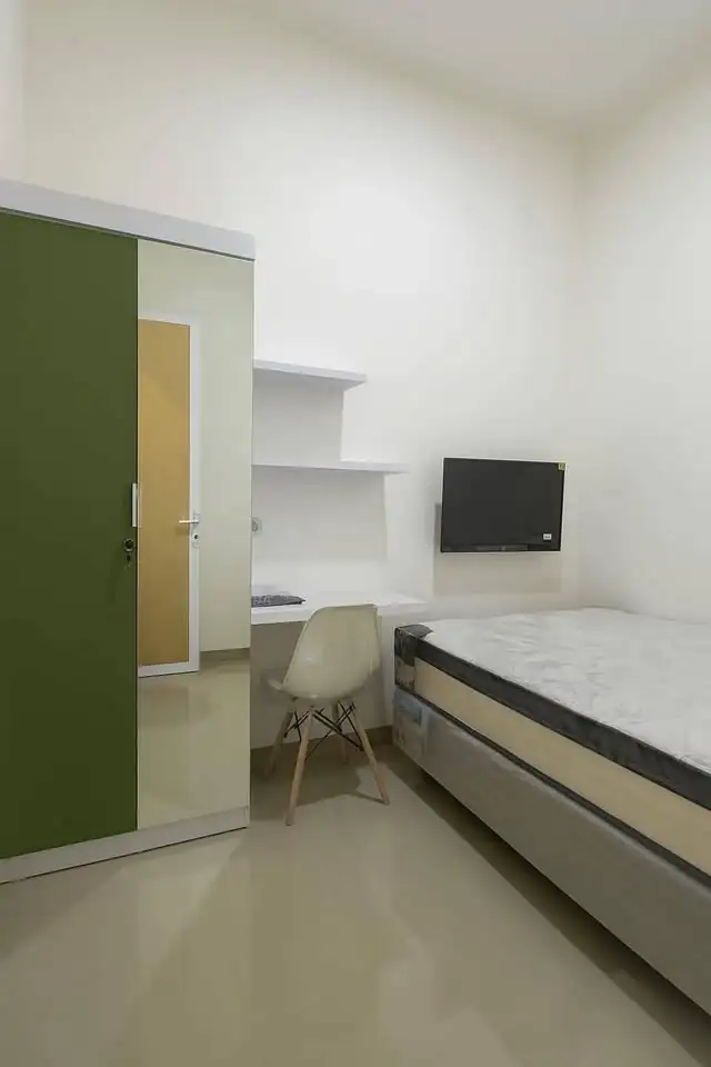 DIJUAL KOST EKSKLUSIF 11 KAMAR FULL FURNISHED BANGUNAN BARU DI POGUNG