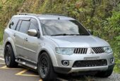 2009 Mitsubishi pajero