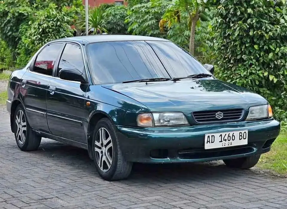 Mobil bekas Suzuki Baleno 1997
