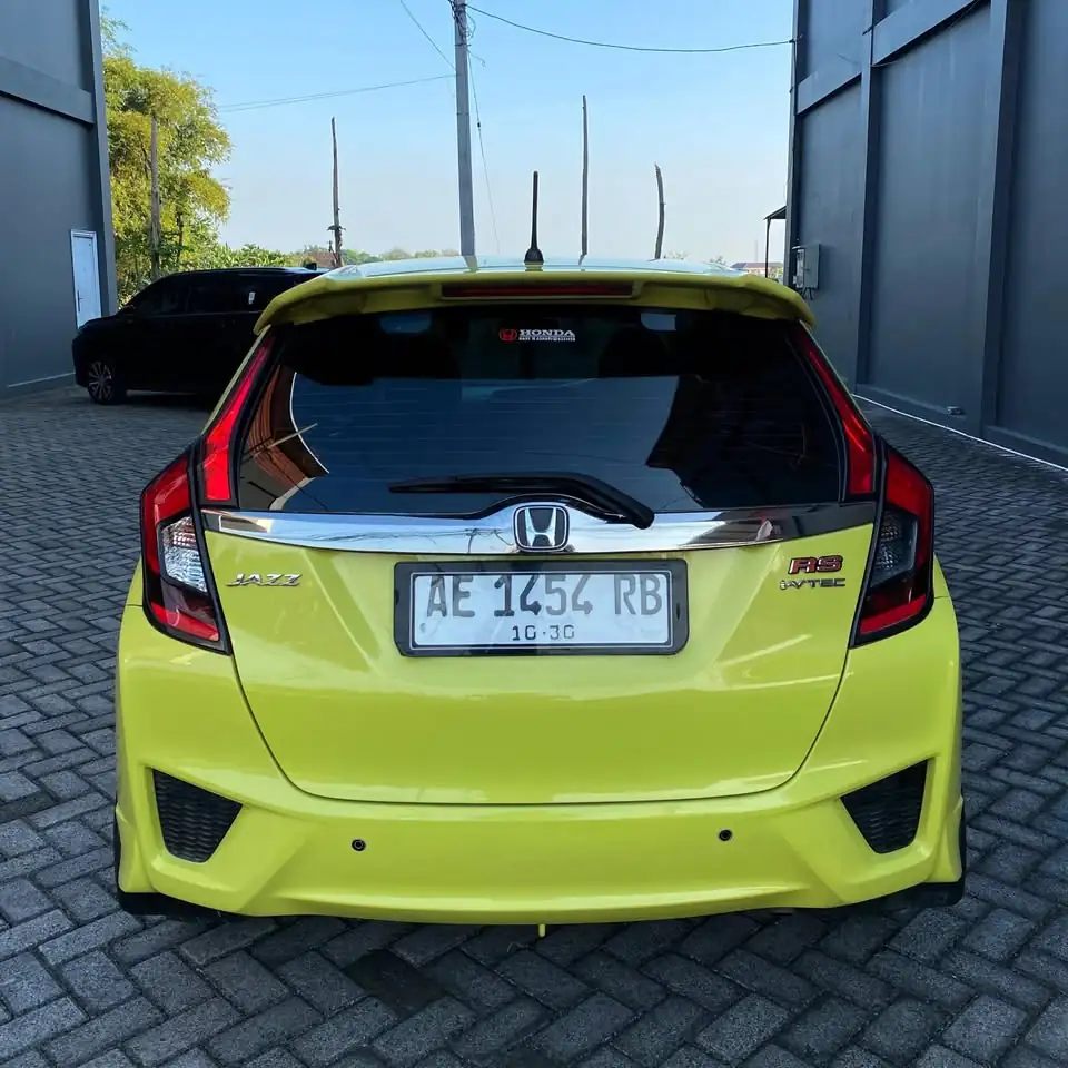 Honda jazz rs 2015 matic mobil bekas bagus