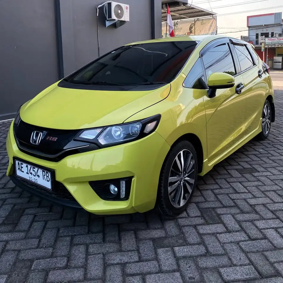 Honda jazz rs 2015 matic mobil bekas bagus