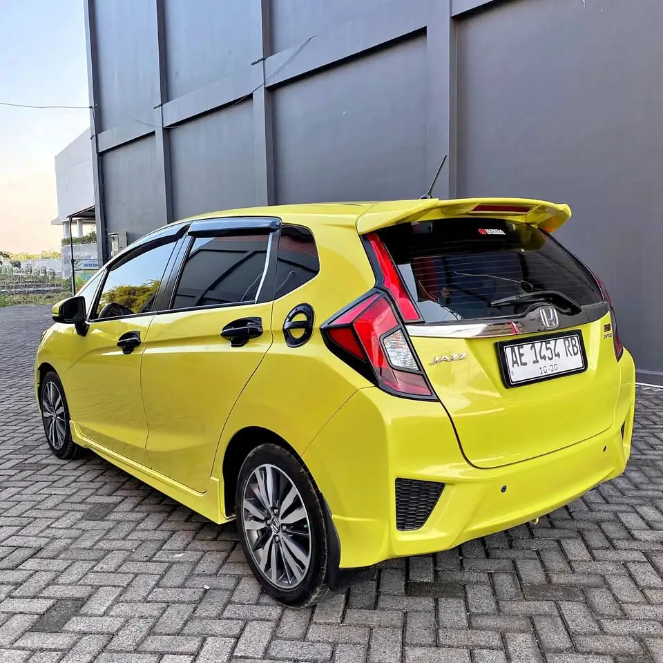 Honda jazz rs 2015 matic mobil bekas bagus