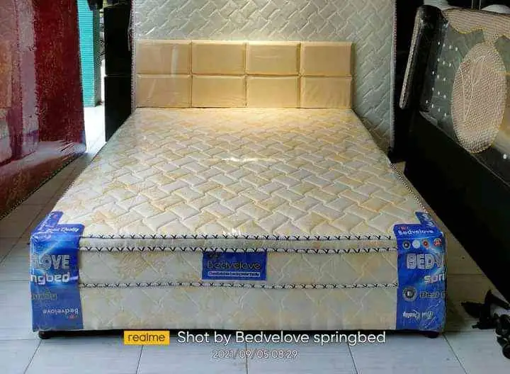 FURNITURE MURAH MURAH MENJELANG TAHUN BARU