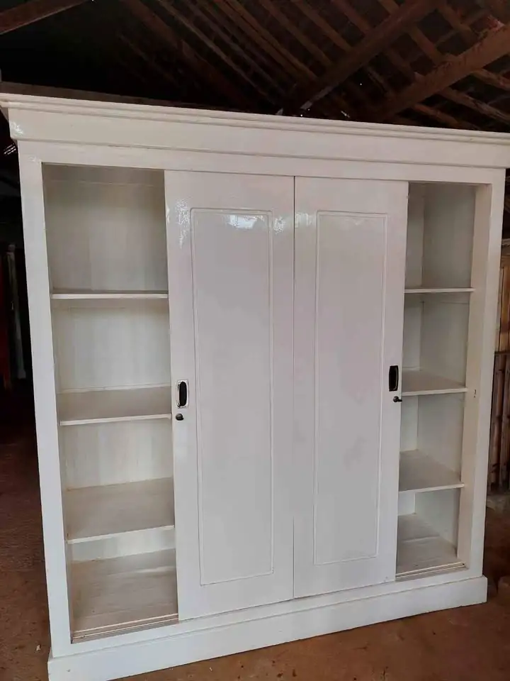 FURNITURE MURAH MURAH MENJELANG TAHUN BARU