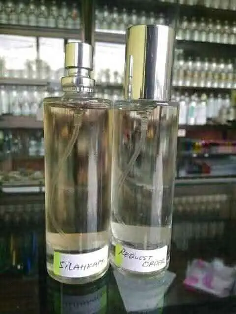 Parfume Pakaian
