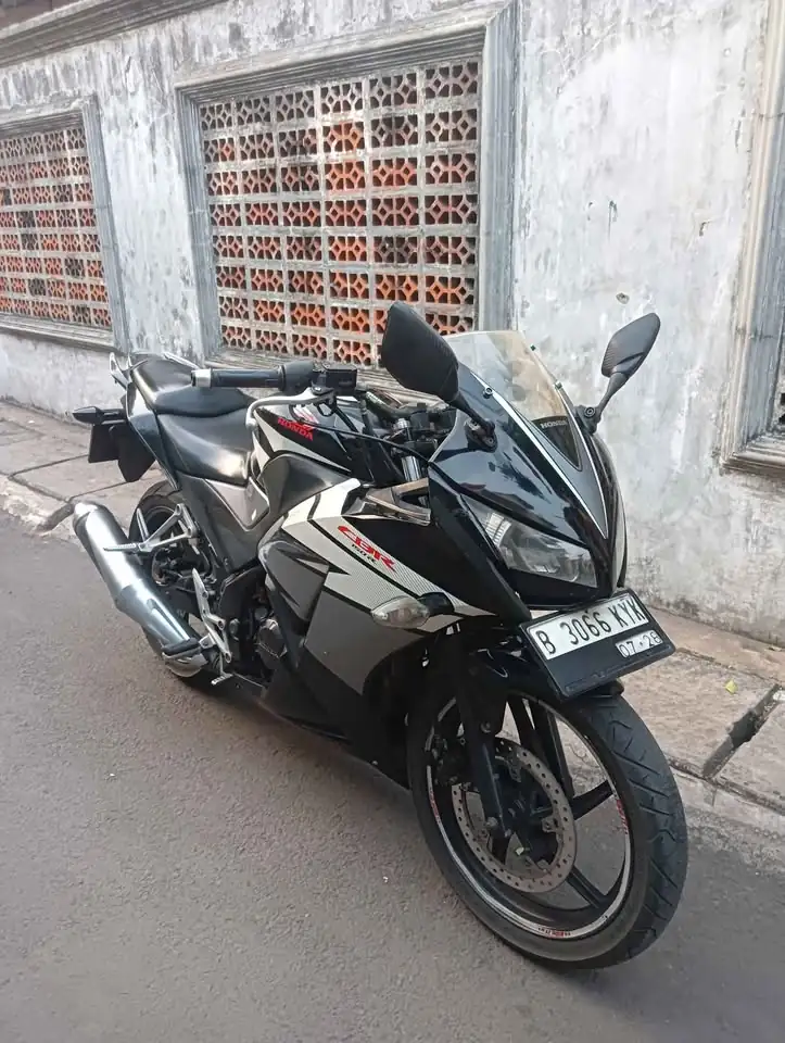 2016 Honda cbr 150r