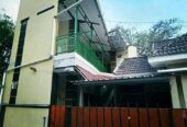 RUMAH DEKAT KAMPUS DENGAN 8 KMR KOS Rp1,9 M