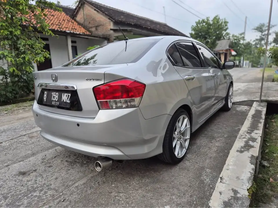 2011 Honda city S