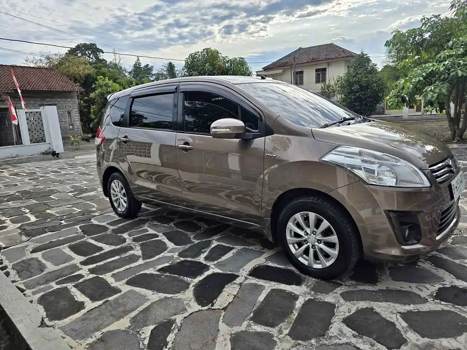 Ertiga Gx matic 2013
