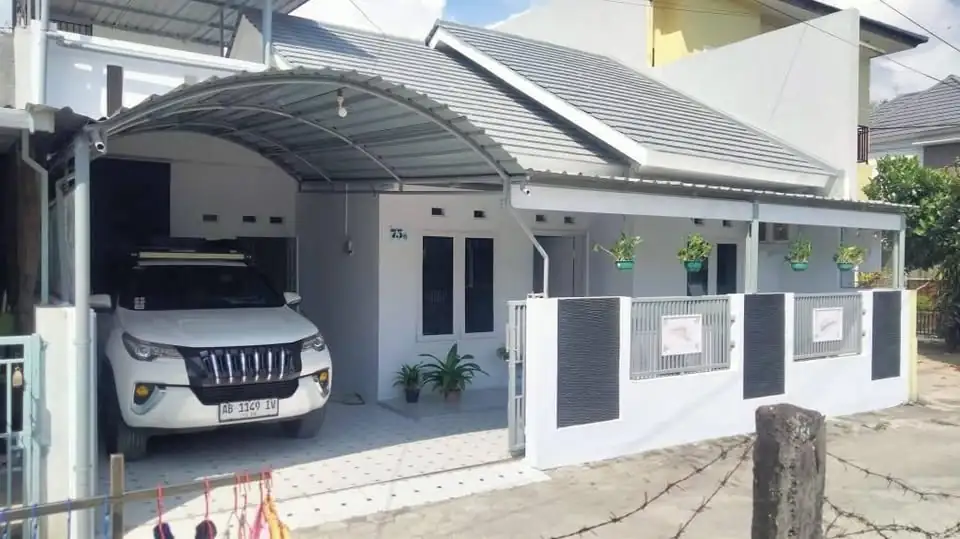 RUMAH CANTIK MURAH SIAP HUNI AREA JALAN DAMAI SLEMAN
