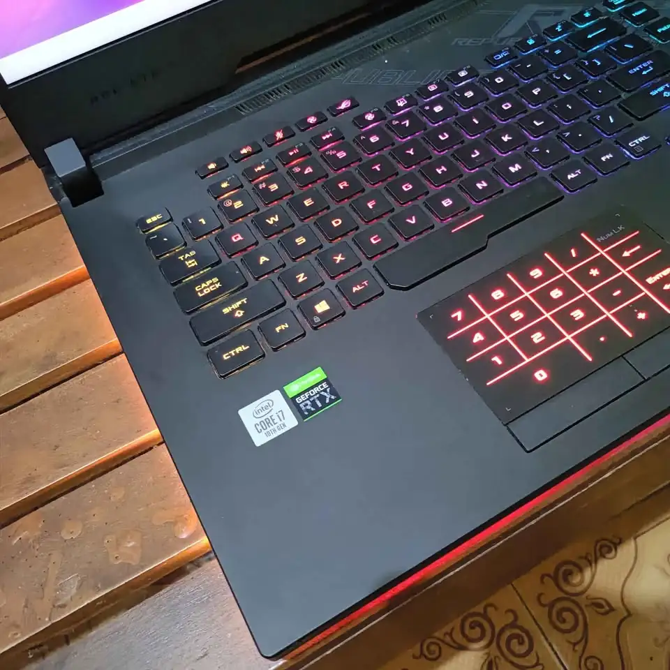 ASUS ROG STRIX SCAR G532LWS Core i7 -10875H RAM 16GB SSD 1TB RTX 2070