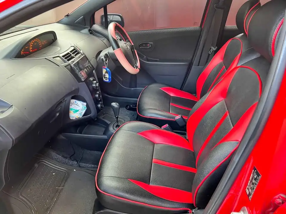 2008 Toyota yaris
