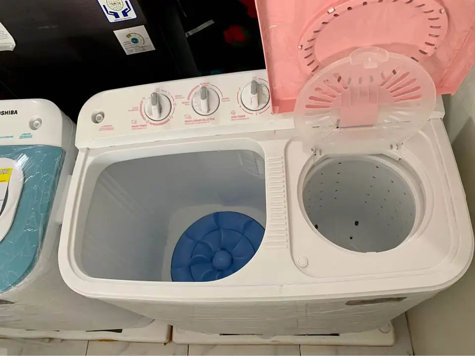 Mesin cuci baru sudah sama pengering