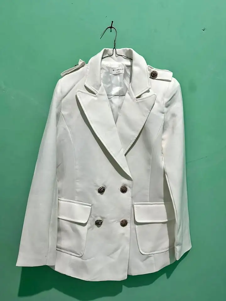 BLAZER PUTIH S. JAS PUTIH PRELOVED LIKE NEW