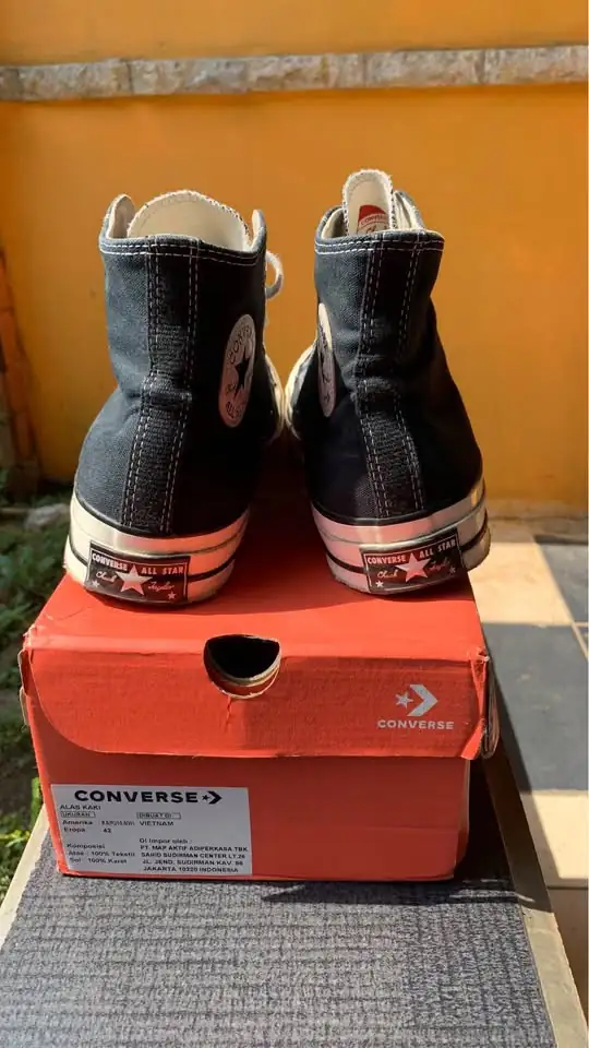 Sepatu converse chuck taylor 70s