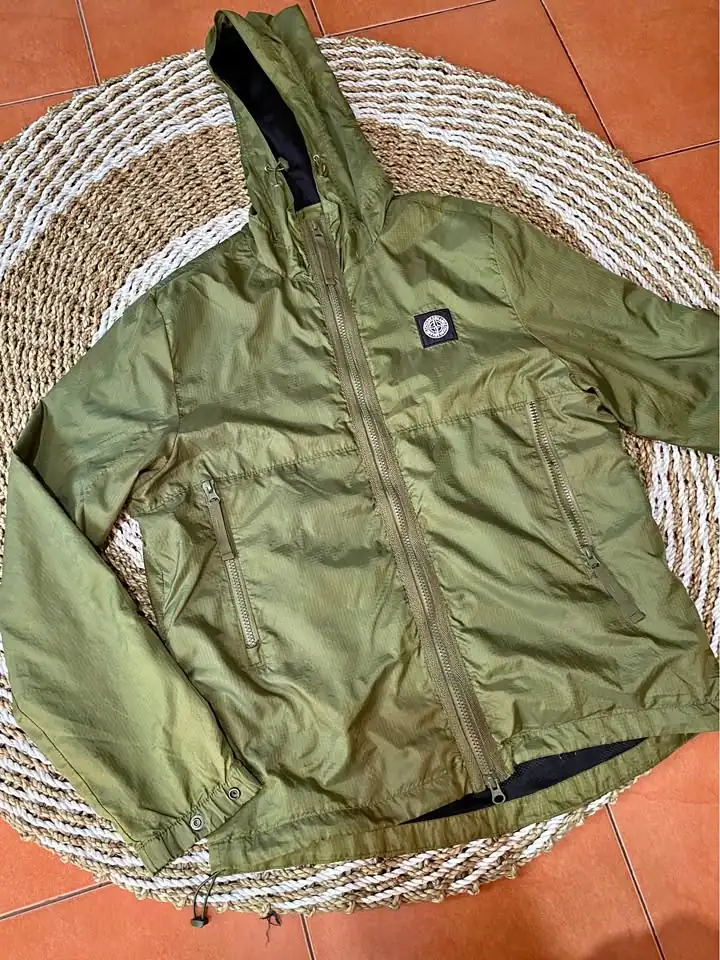 JAKET OUTDOOR PRIA – JAKET PARASUT – JAKET GUNUNG OUTDOOR
