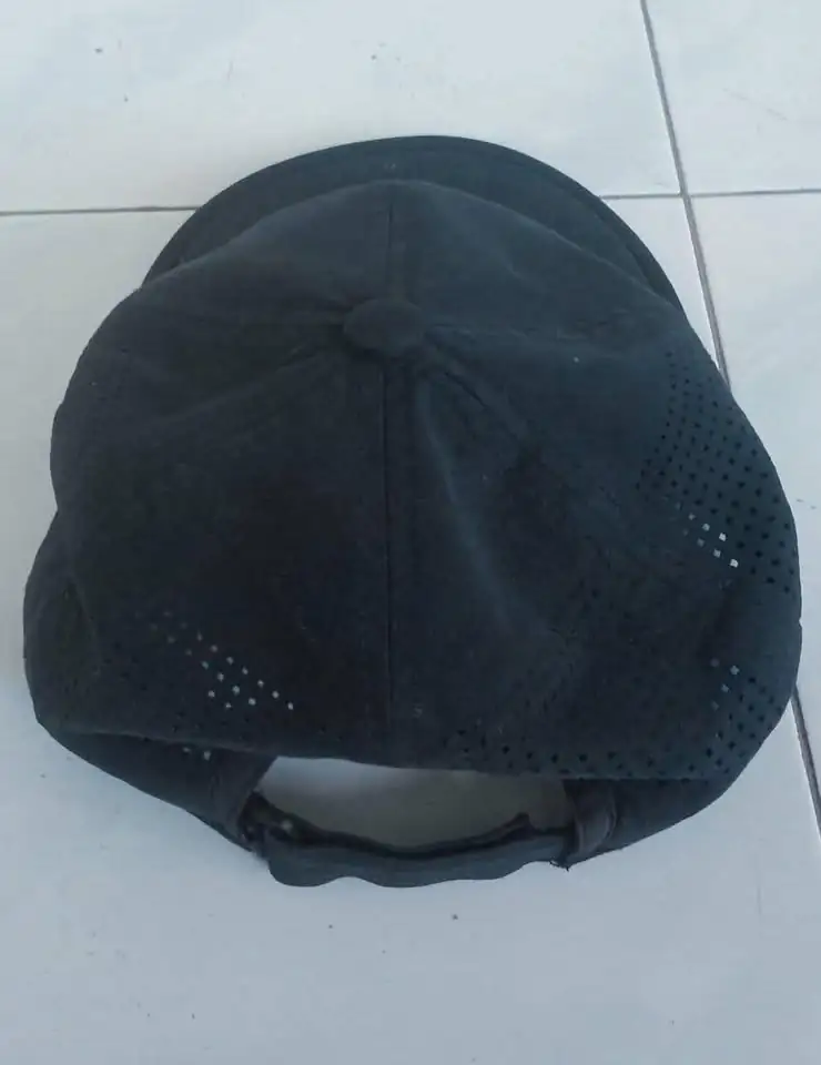 TOPI EIGER + GEMBOK EIGER ORI JAMINAN