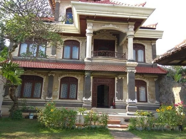 Sewa Min 5 Tahun Rumah Luas 2 Lantai 3+1 Kamar Sekar Sari Sanur Denpas