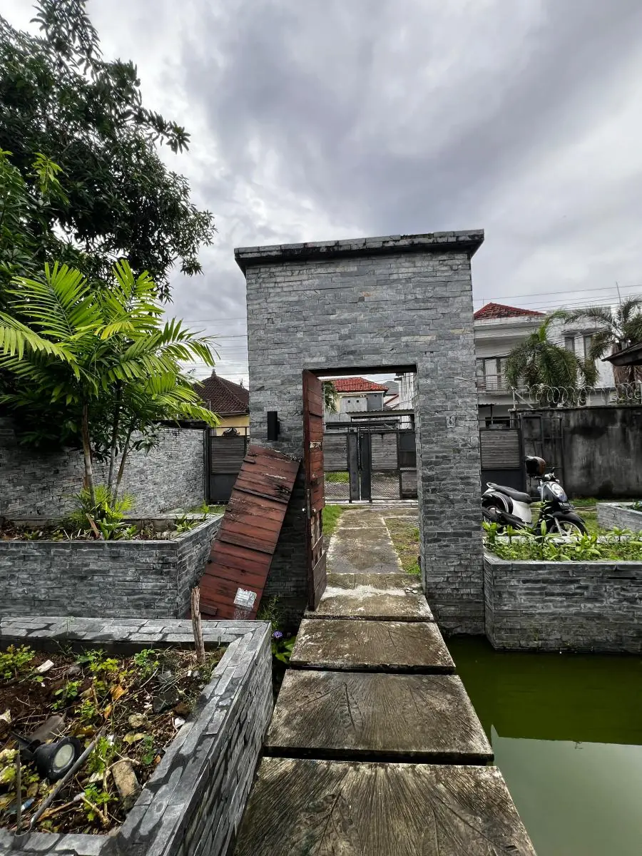 Sewa Rumah Besar Pet Friendly 4 Kamar Tukad Batanghari Denpasar Selata